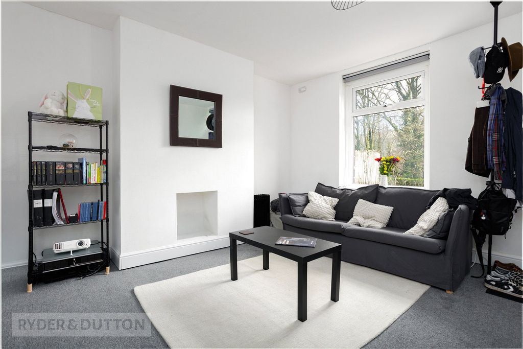 Property photo 2 of 18 Lounge Diner