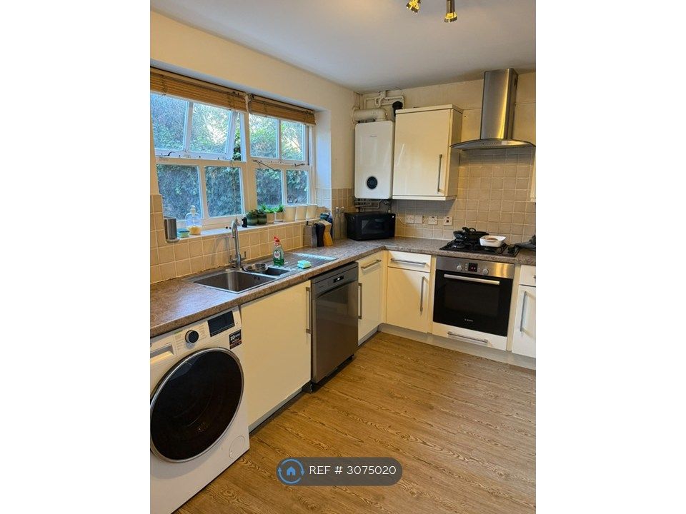 Property photo 3 of 26