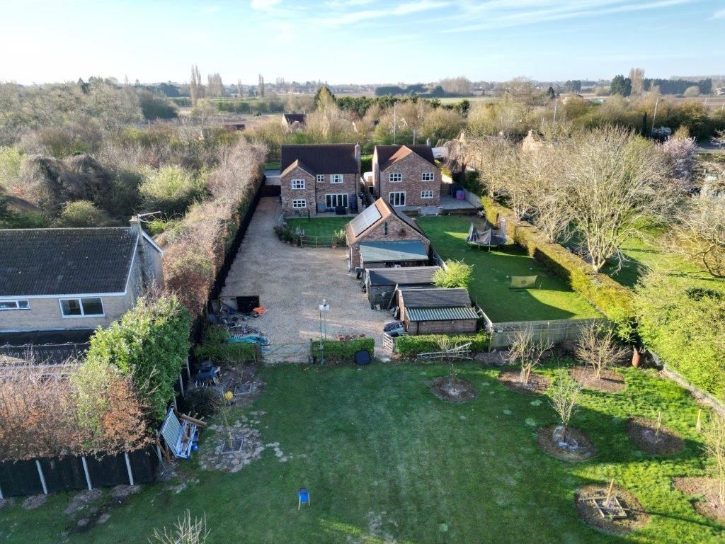 Property photo 3 of 23