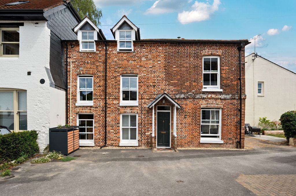 Property photo 1 of 15 1316033-3-6863c6B...