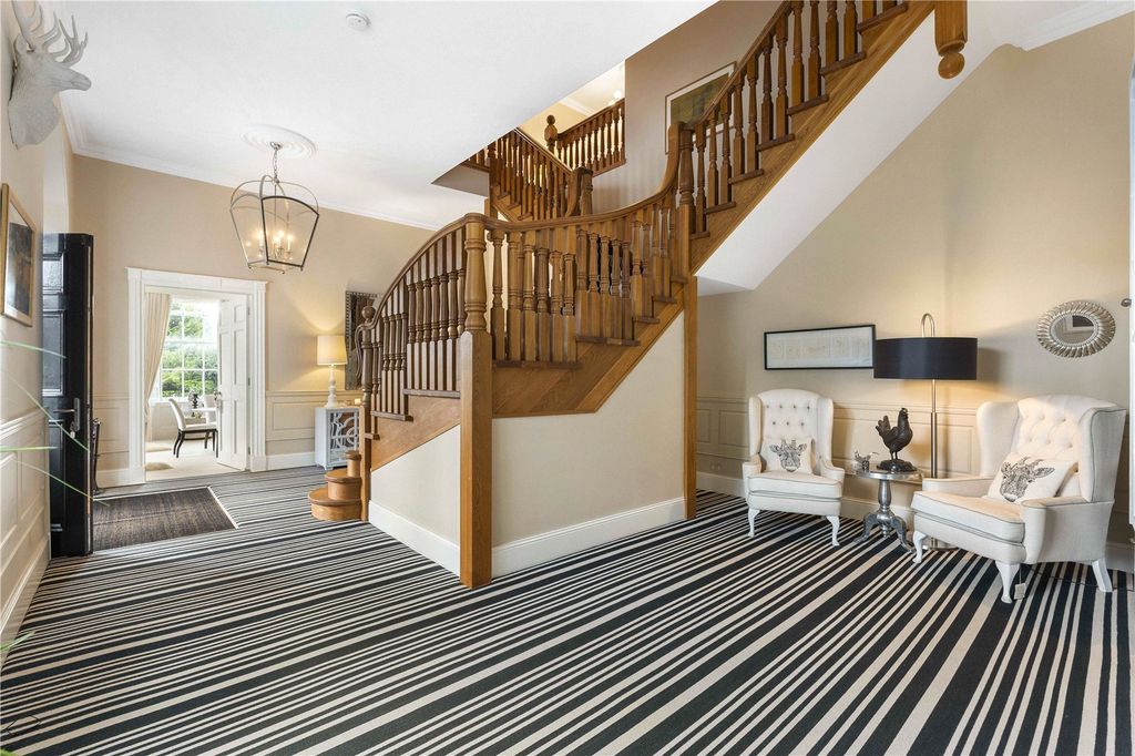 Property photo 3 of 66 Johnston Lodge