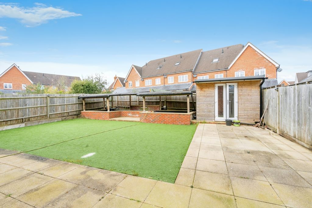 Property photo 2 of 19 Photo