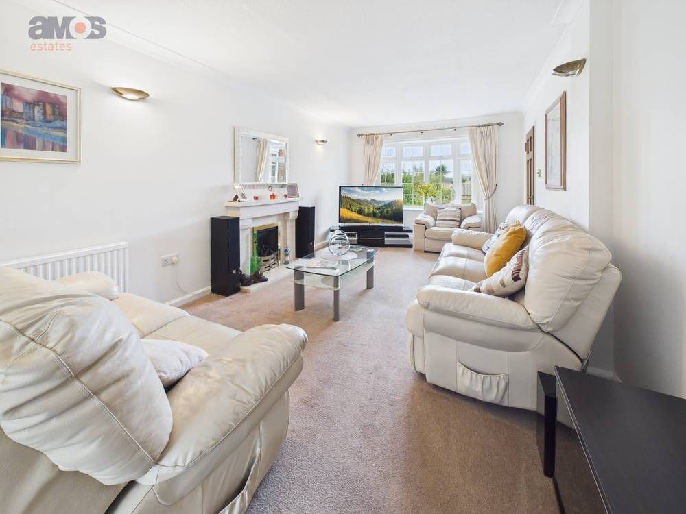 Property photo 2 of 27 4958054
