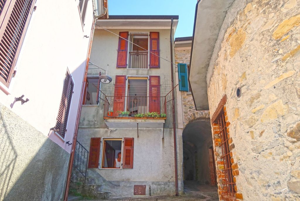 Property photo 1 of 31