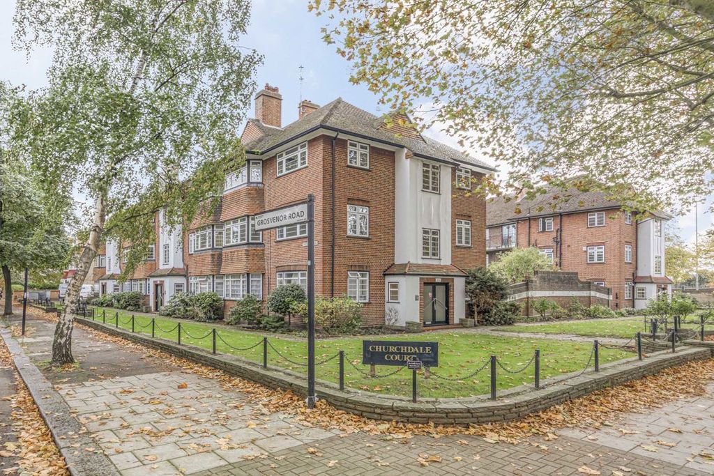 Property photo 1 of 5