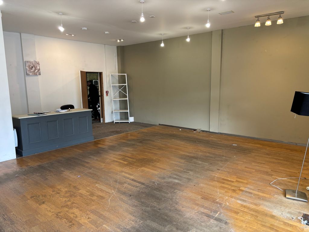 Property photo 3 of 6