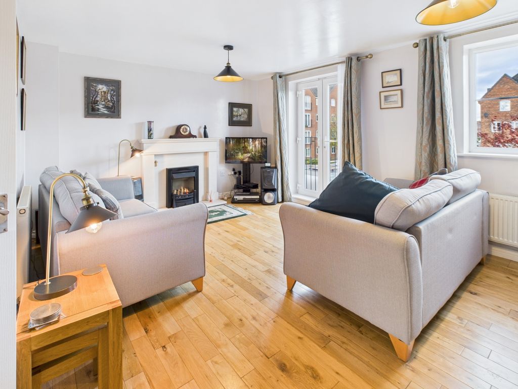 Property photo 2 of 30 Cam04233G0-Pr0036-Still014