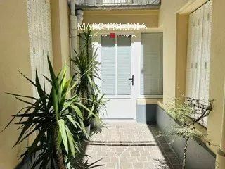 Property photo 1 of 12 44m² Apartment On Saint Dominique Street With A Patio