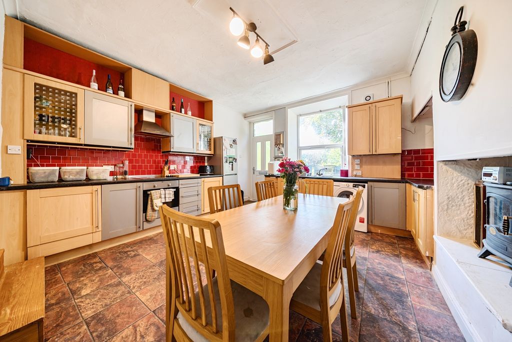 Property photo 2 of 14 1344320-3-68Beaded86c61