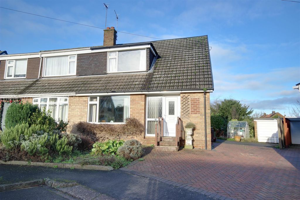 Property photo 1 of 15 71Chantfront.Jpg