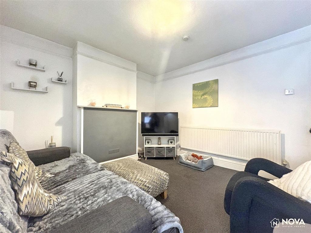 Property photo 2 of 15 Img_0049.Jpg