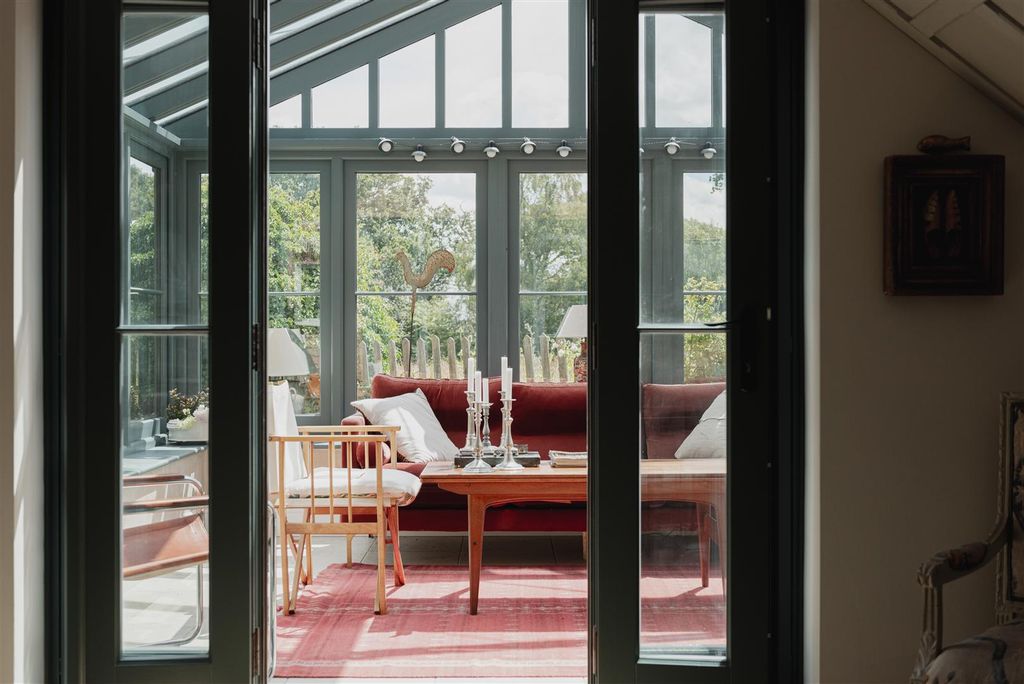 Additional image 7 of 2 bed detached house for saleDuxhurst Lane, Reigate RH2
