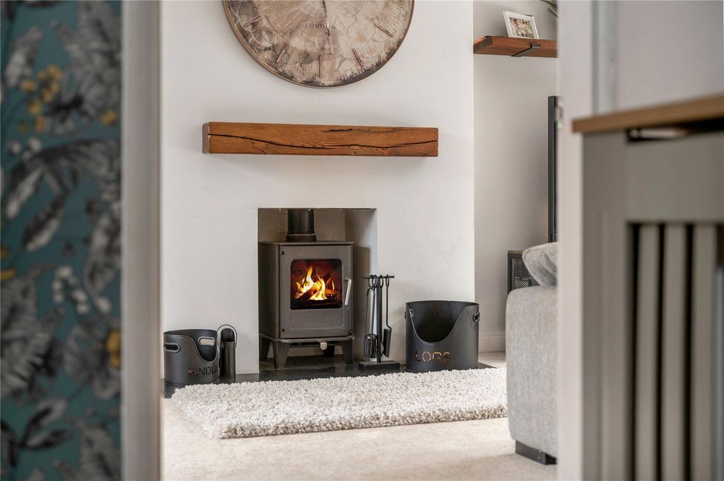 Property photo 3 of 30 Picture 3