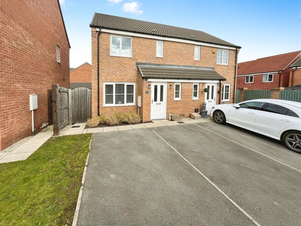 Property photo 1 of 13 E1d1A228-Front 20View.Jpg