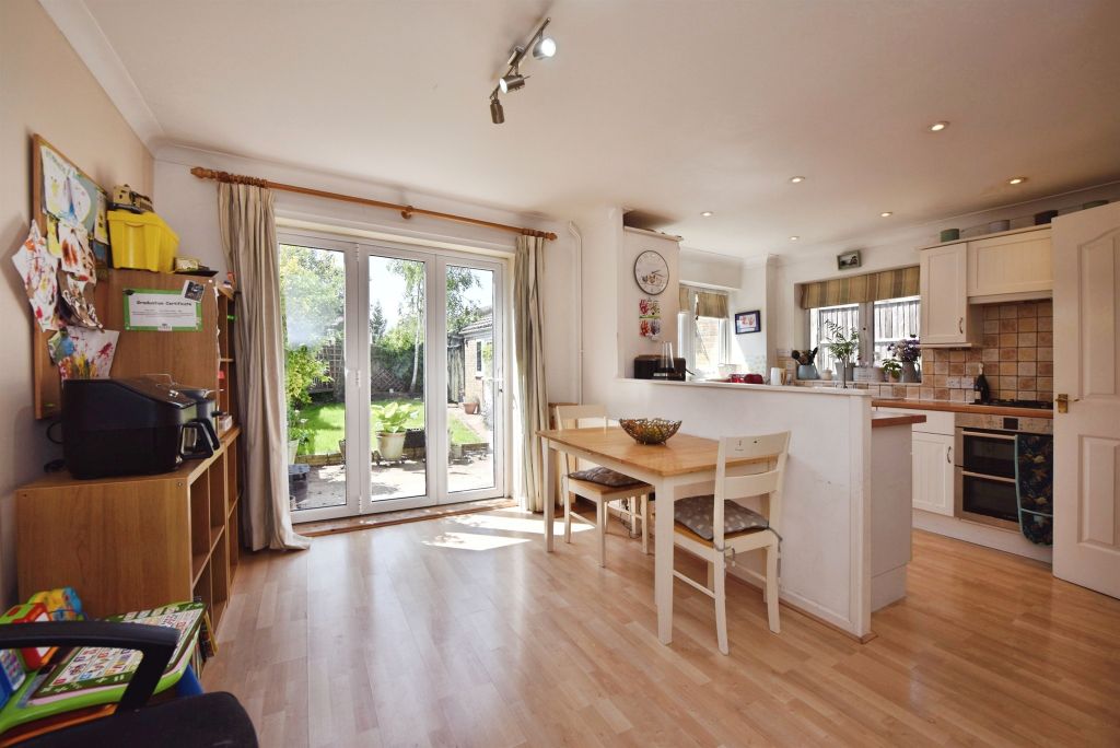 Property photo 2 of 16