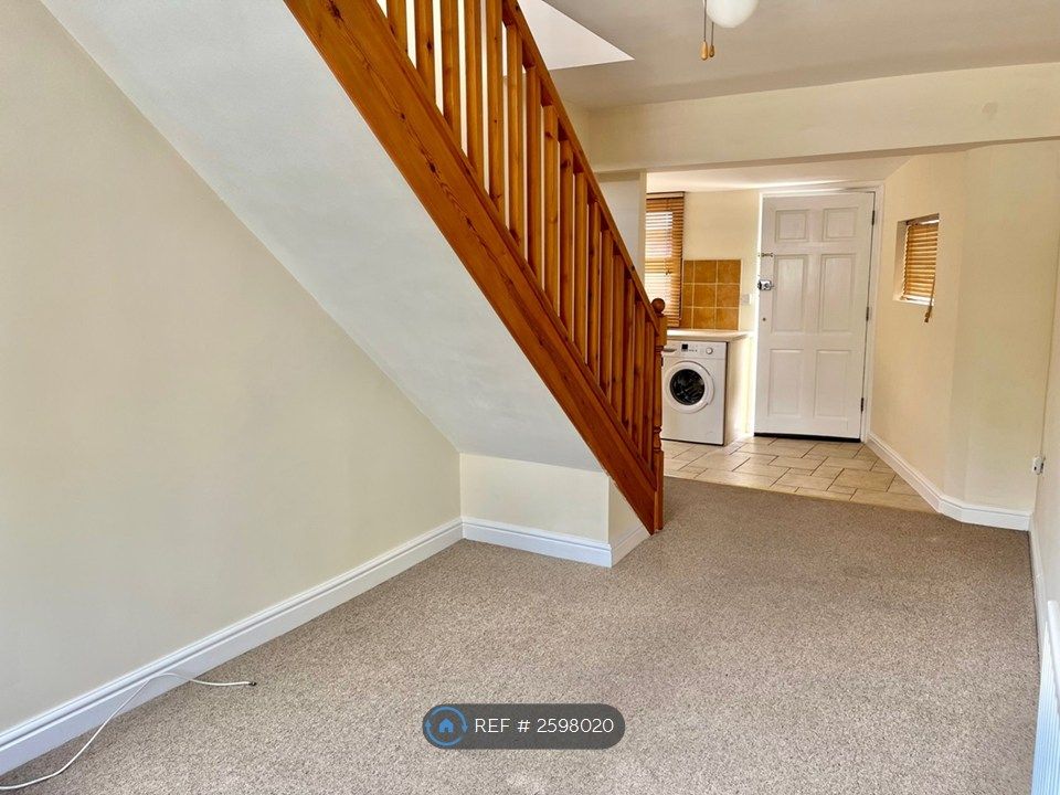 Property photo 2 of 23 This Has Been Recarpeted.