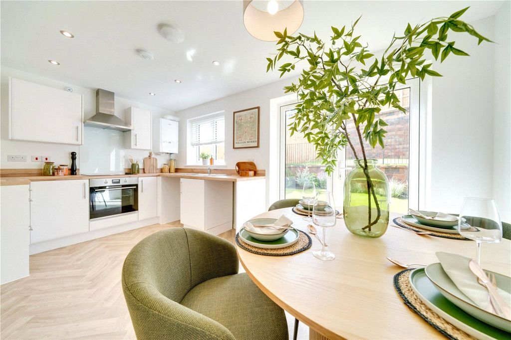 Property photo 2 of 6 Picture No. 13