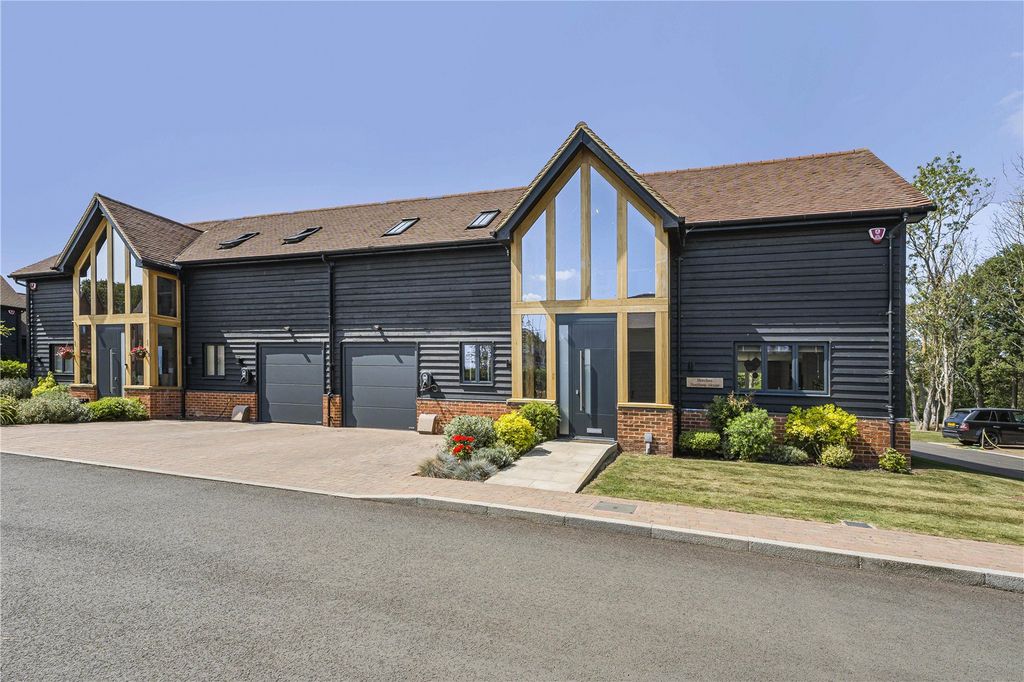 Property photo 1 of 30 Picture No. 63