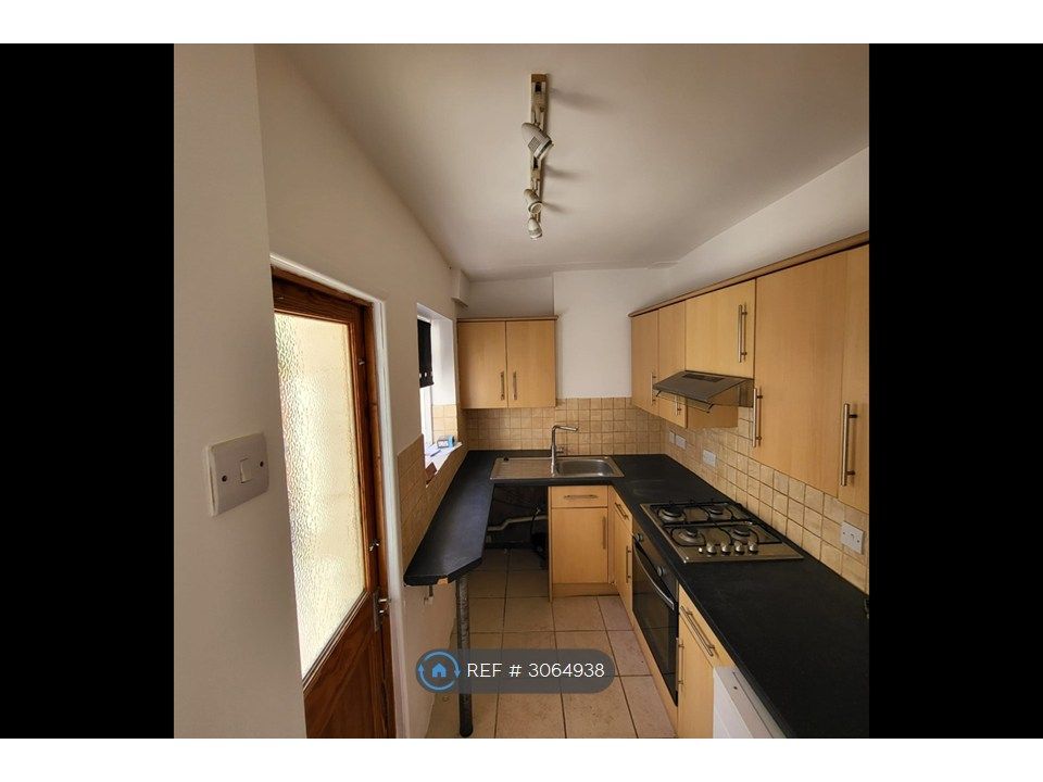 Property photo 2 of 6