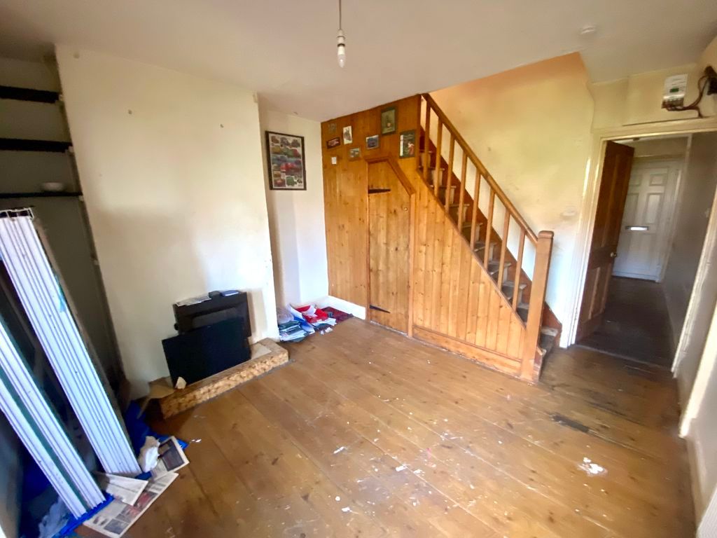 Property photo 3 of 14 Dining Room