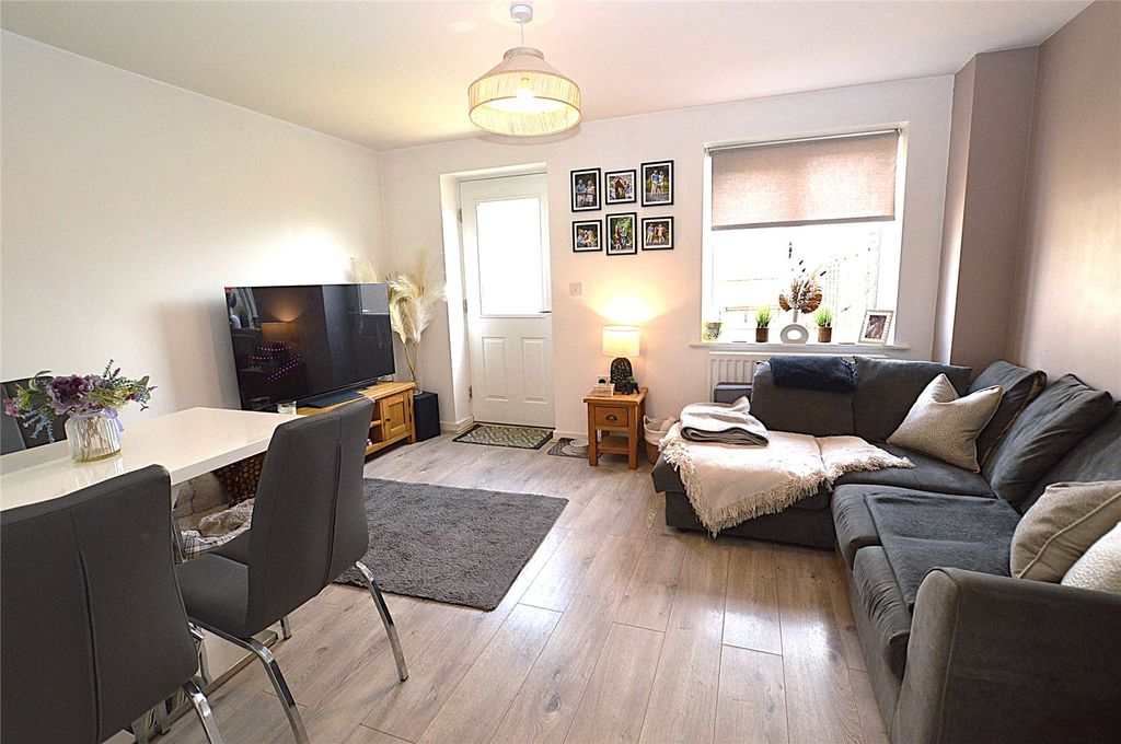 Property photo 3 of 11 Picture No. 04