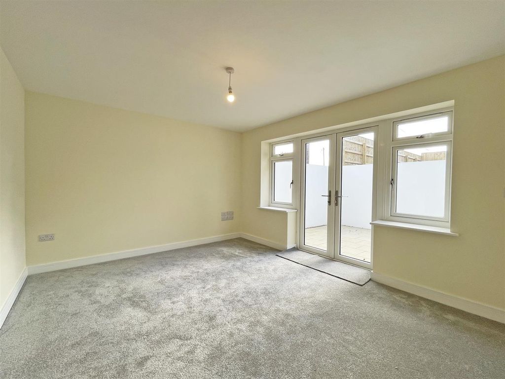 Property photo 2 of 16 Higher Efford Road 54 - Lounge Fp.Jpg