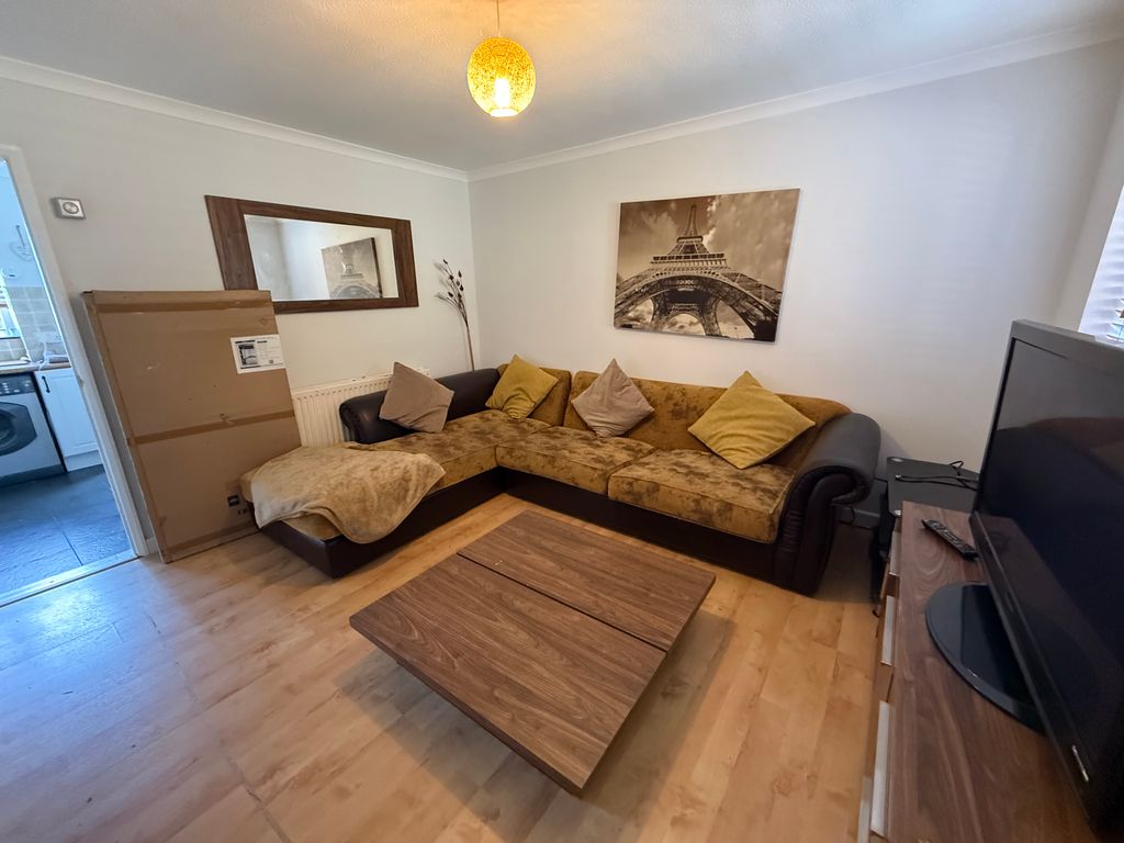 Property photo 3 of 9