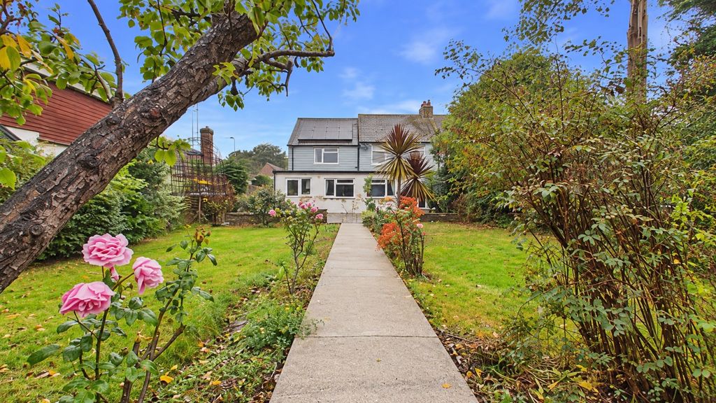 Property photo 1 of 23