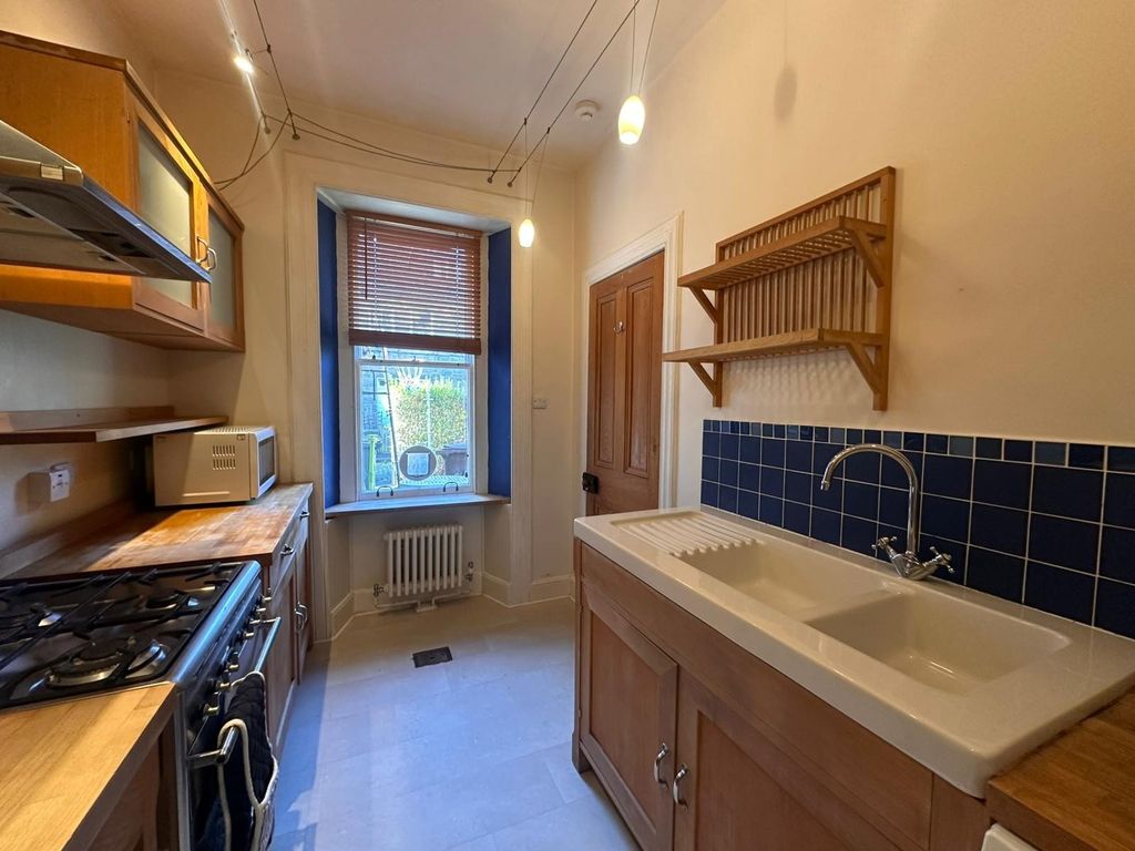 Property photo 3 of 13 Photo 3