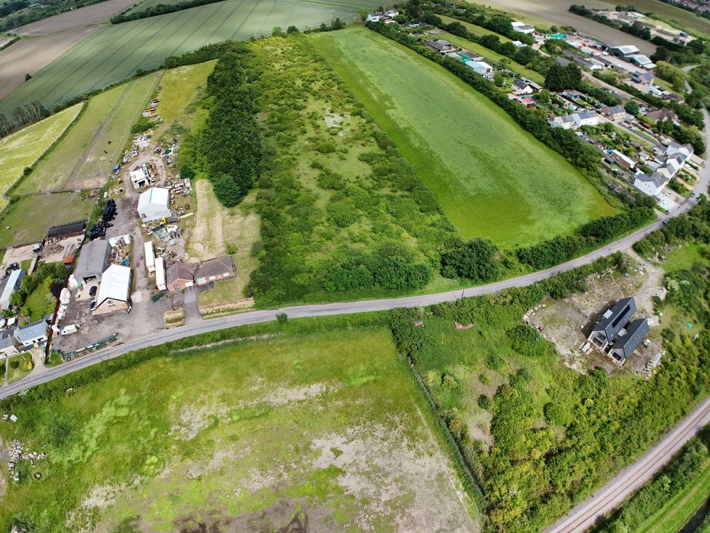 Property photo 2 of 3