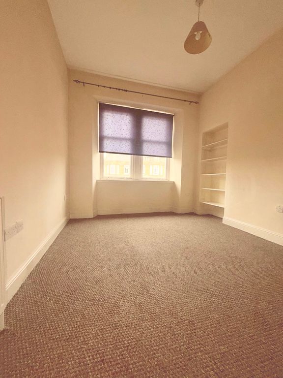 Property photo 2 of 3