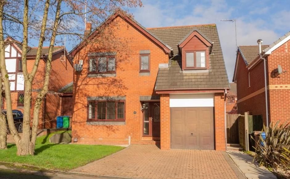 Property photo 1 of 11 External