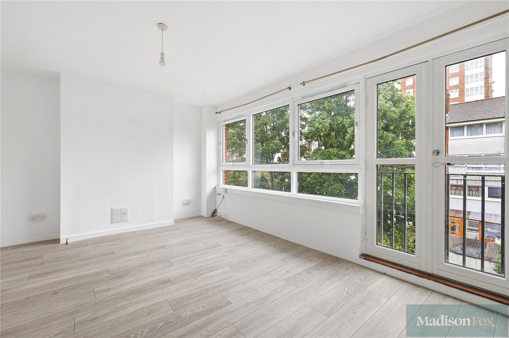 Property photo 2 of 13 Picture No. 05
