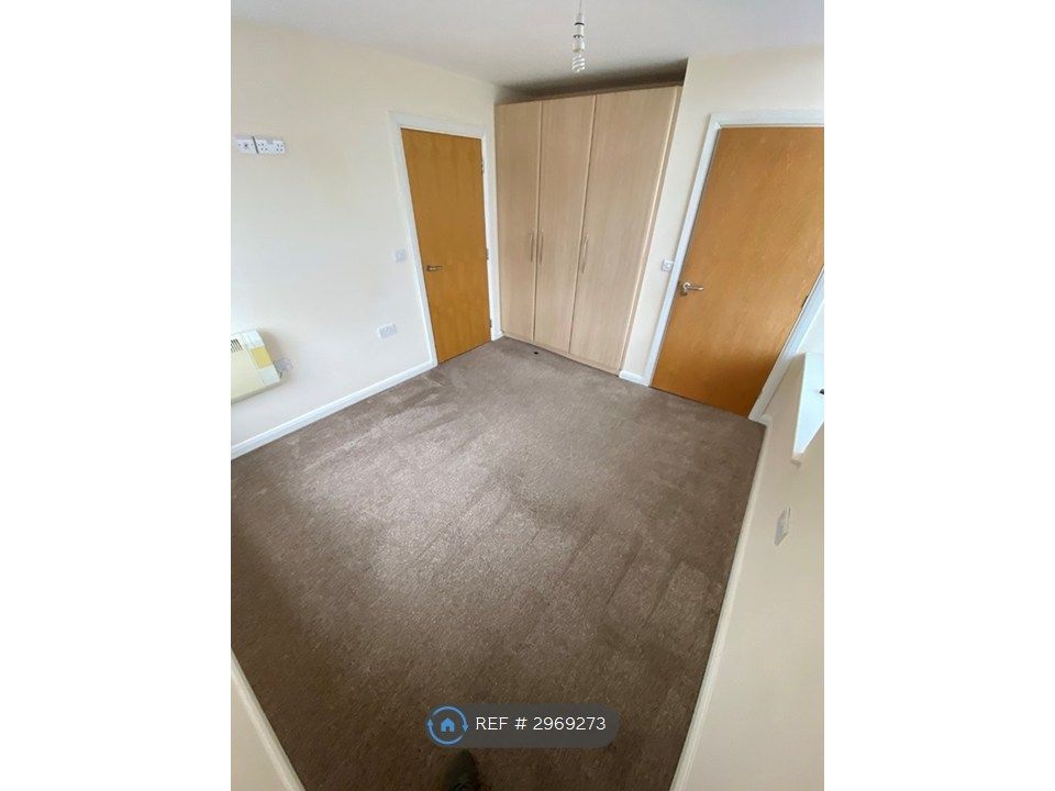Property photo 3 of 12 Bedroom 1
