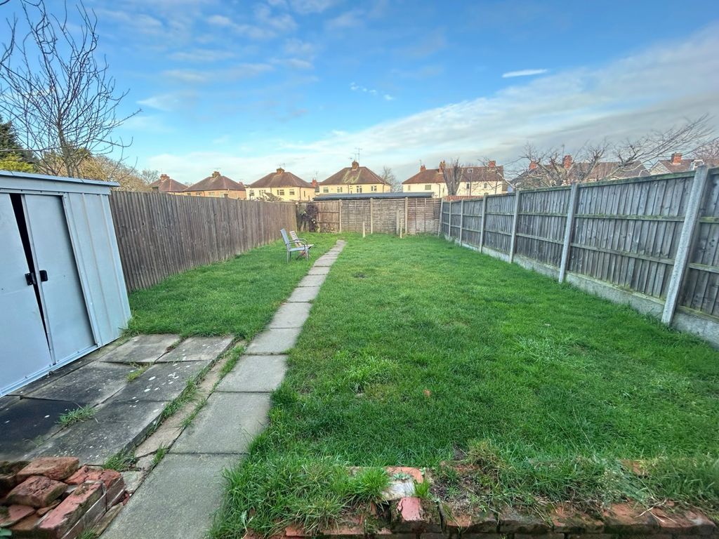 Property photo 2 of 20 Garden