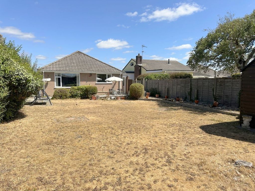 Property photo 3 of 24
