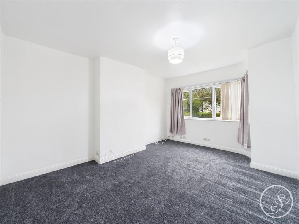 Property photo 3 of 19 Cam02071G0-Pr1050-Still003.Jpg