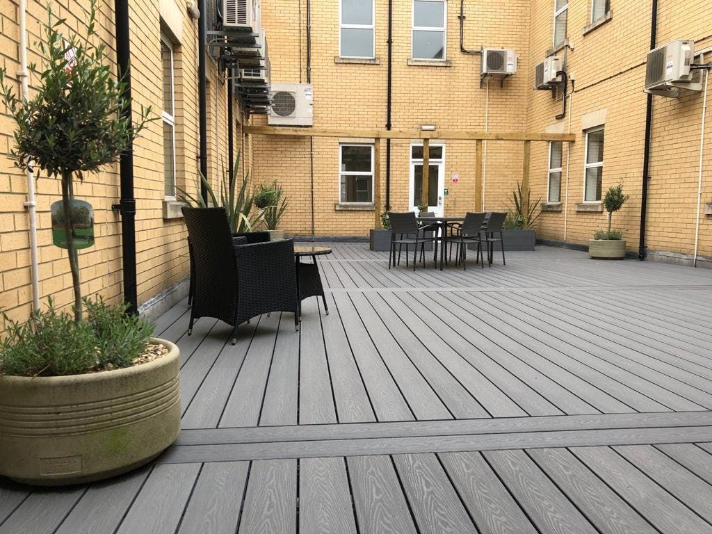 Property photo 2 of 7 Photo 5