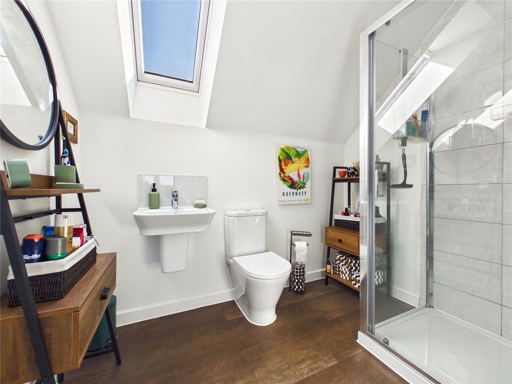 Property photo 3 of 20 Picture No. 17