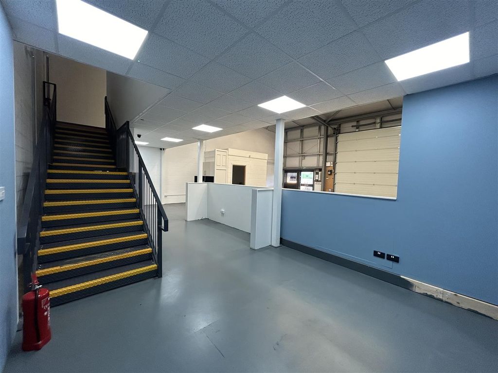 Property photo 3 of 8 Img_2753.Jpeg