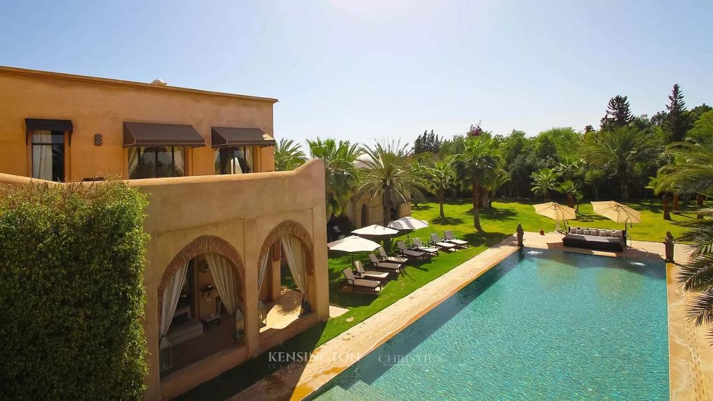 Property photo 3 of 45 Swimming Pool