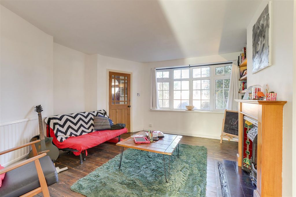 Property photo 3 of 19 220925_10.Jpg