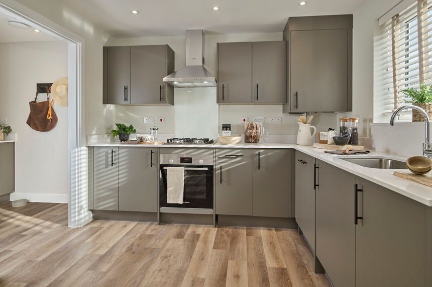 Property photo 3 of 11 Kitchen - 860 x 573