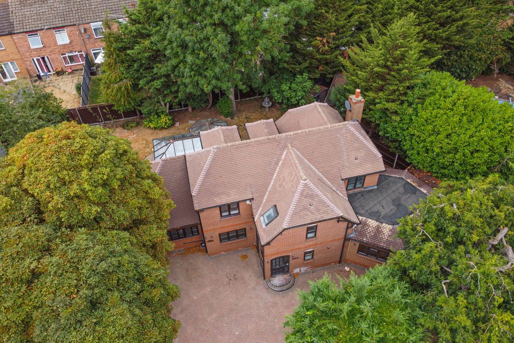 Property photo 3 of 5 6-6A842Cf72Ffc6-1...