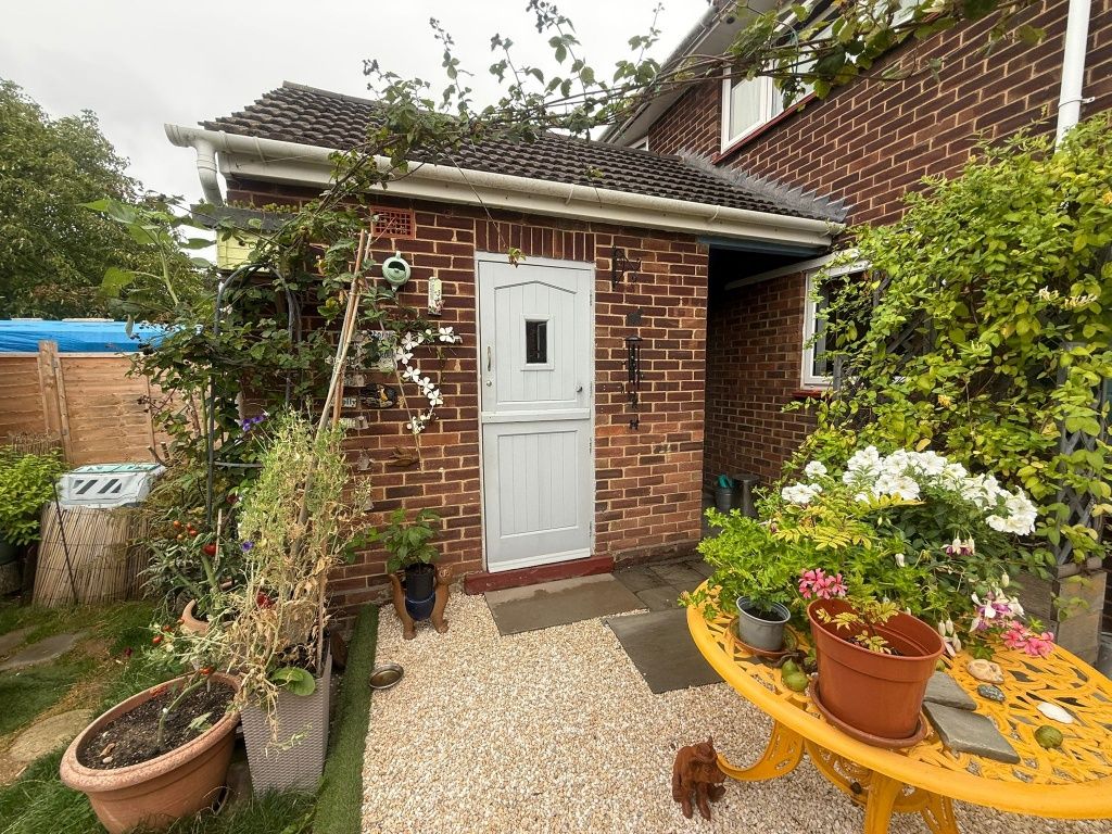 Property photo 3 of 12
