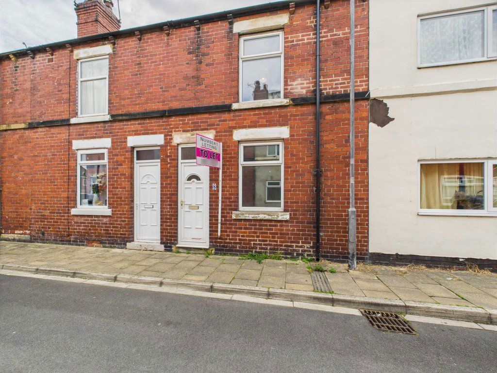 Property photo 1 of 8