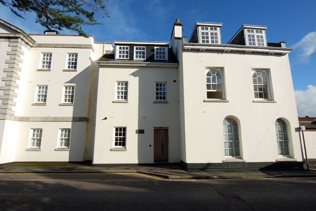 Property photo 2 of 6 Exterior