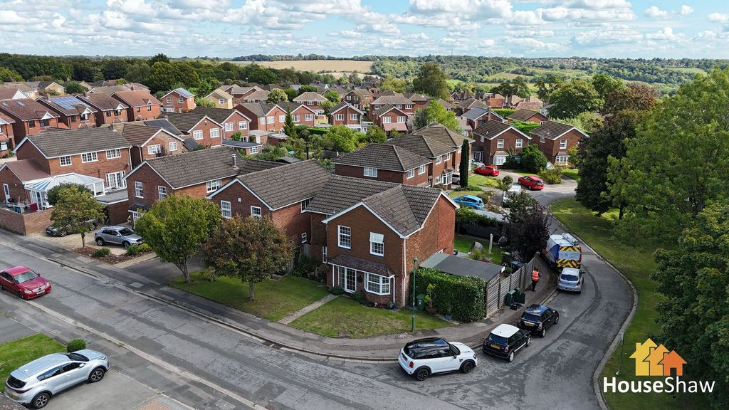 Property photo 1 of 31