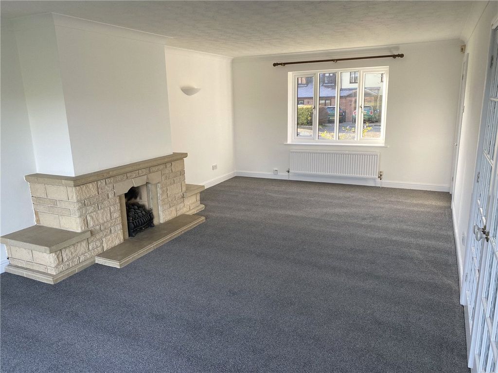 Property photo 3 of 17 Picture No. 18