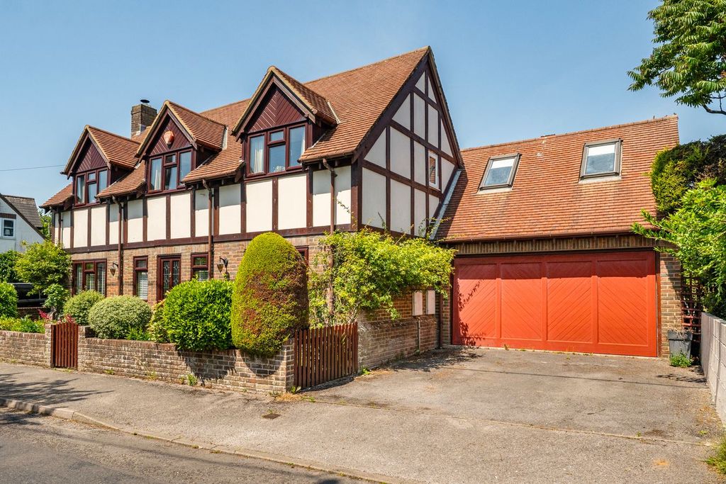 Property photo 1 of 20